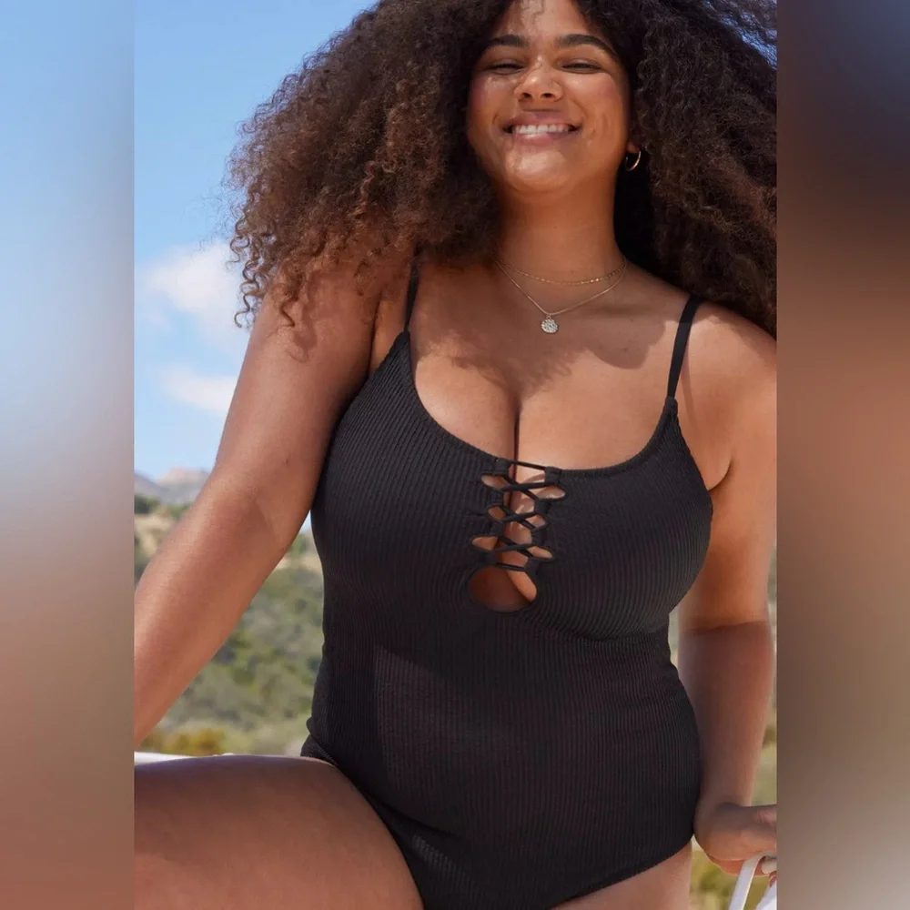 NWT Aerie Crinkle Lace Up One Piece Swimsuit in Black - Size XXS